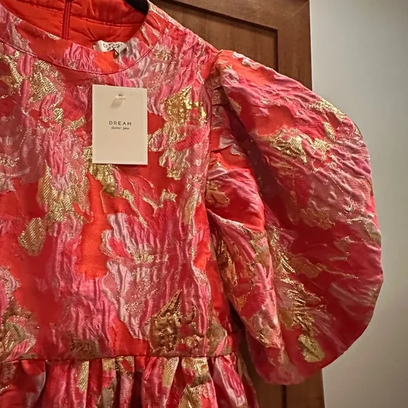 Brand New Lulus Dress - Picture 2 of 3